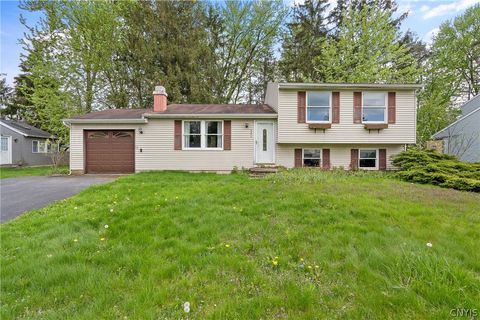 Homes For Sale - 4254 Vine Meadow Road<br/> Clay, NY 13090