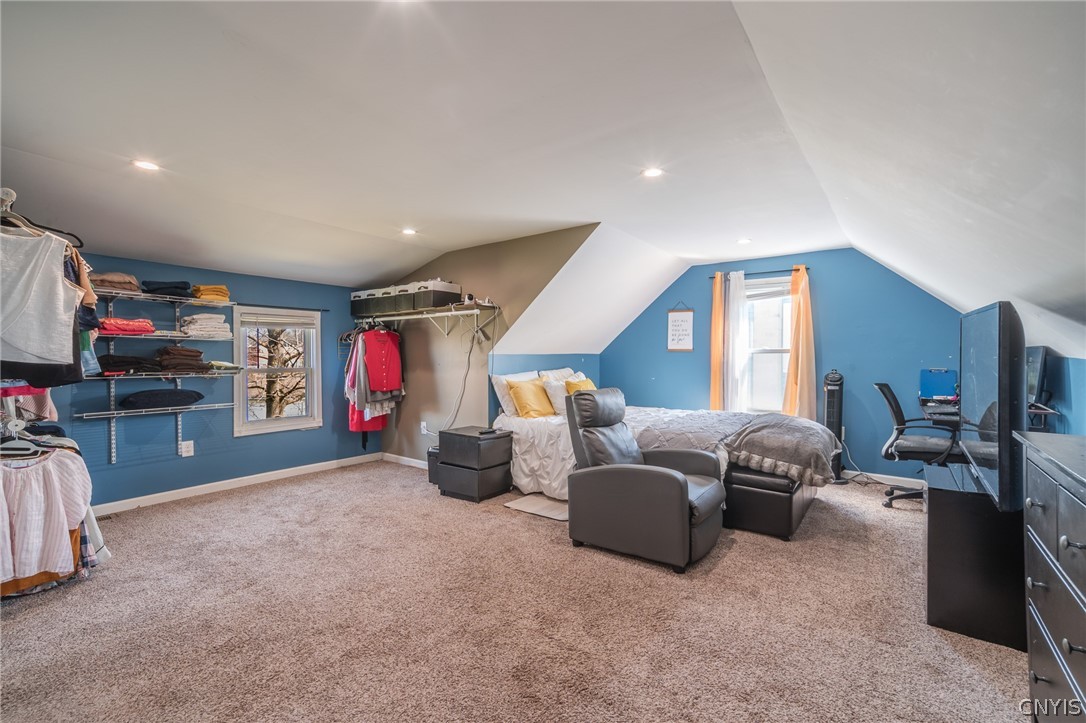 118 Oak Drive
