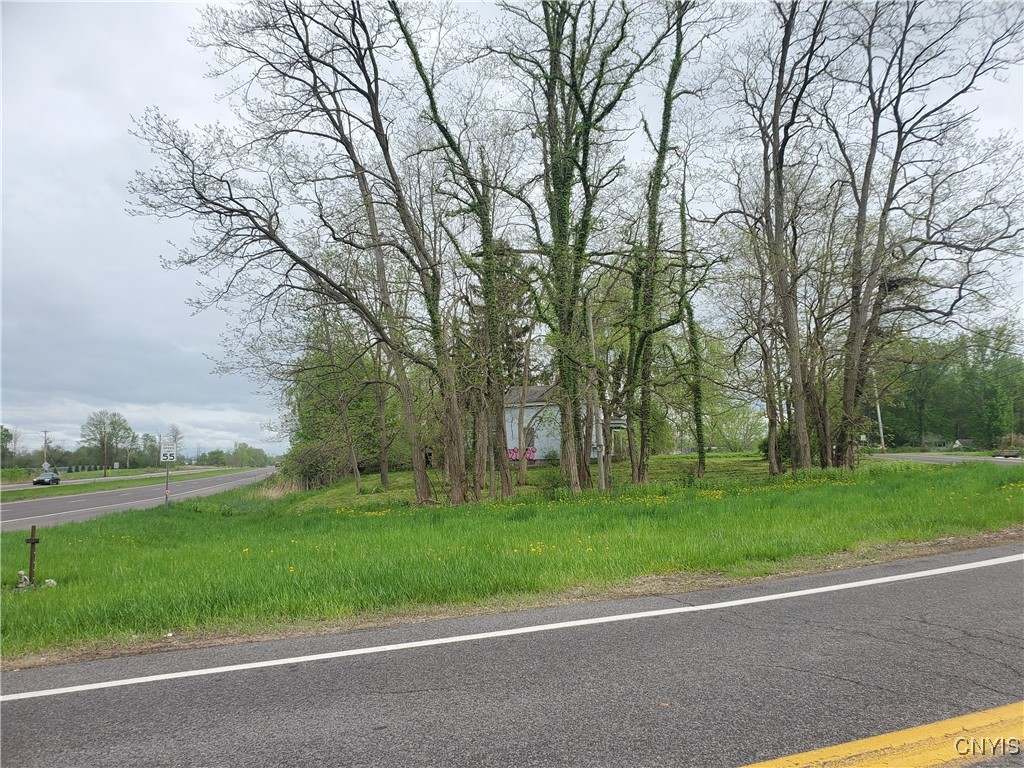 7805 Totman Road, Cicero, New York image 1