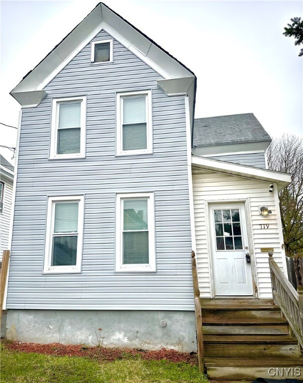 719 Humbert Avenue, Utica, New York image 1