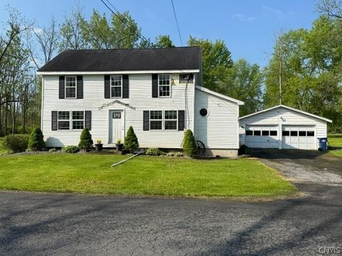 Homes For Sale - 1301 N Lake Street<br/> Oneida, NY 13421