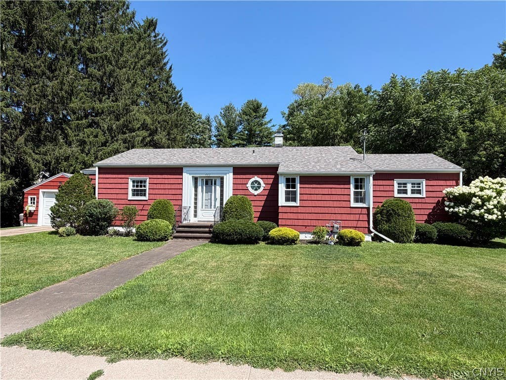 Photo of 443 Seneca Street, Oneida, NY 13421 (MLS # S1703339)