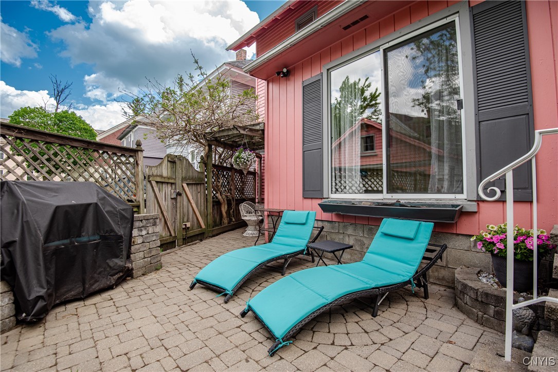 18 Avery Place, Utica, New York image 32