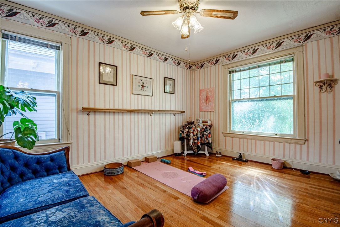 18 Avery Place, Utica, New York image 22