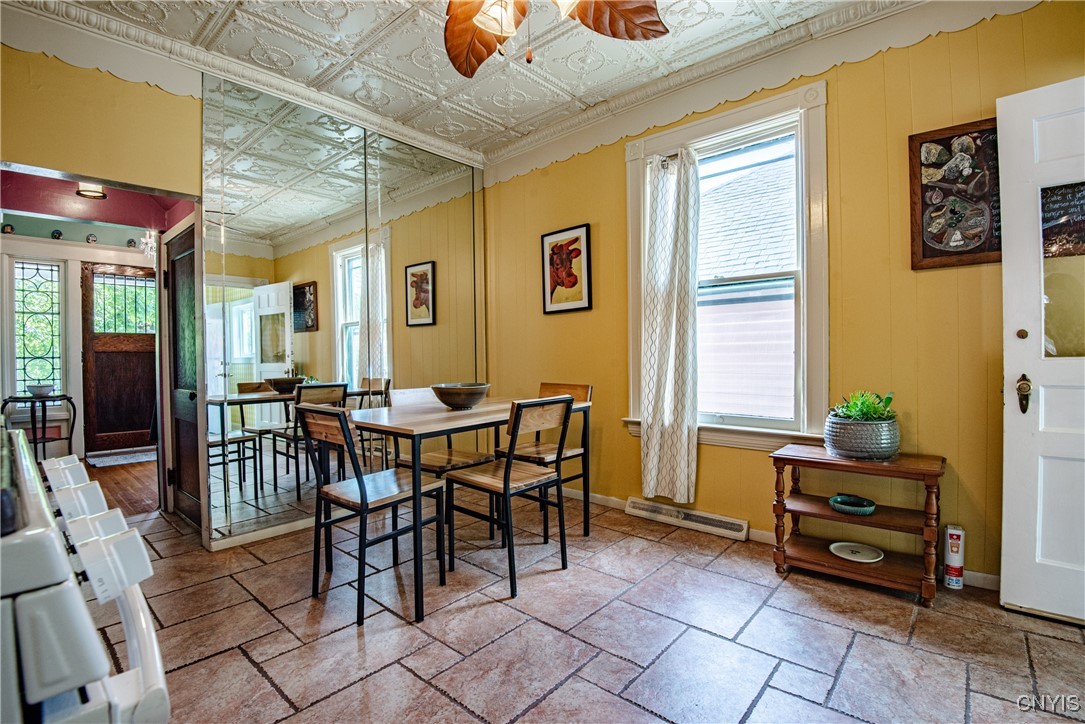 18 Avery Place, Utica, New York image 12