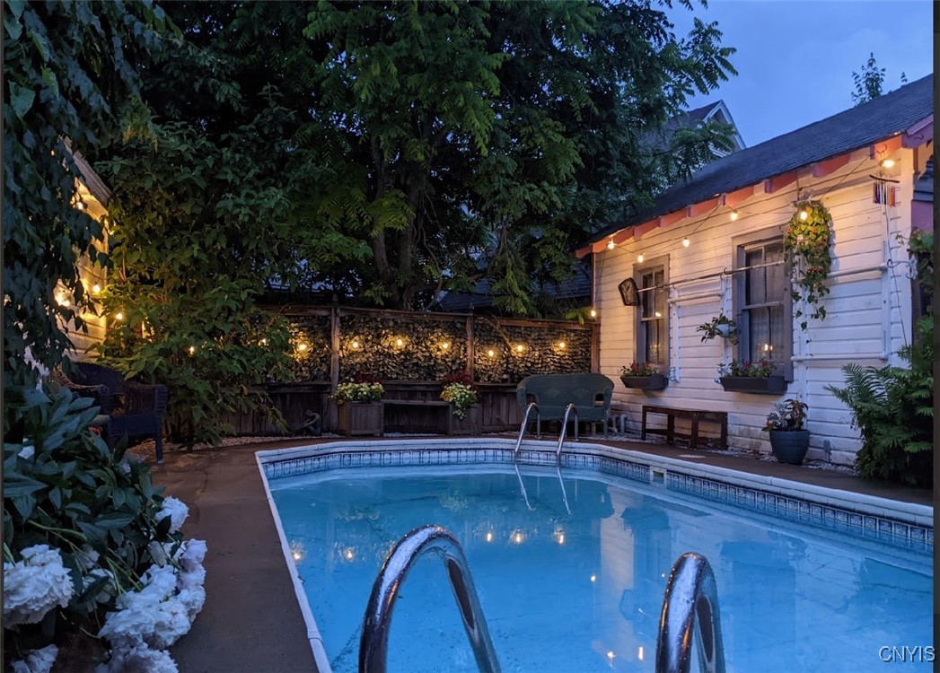 18 Avery Place, Utica, New York image 35