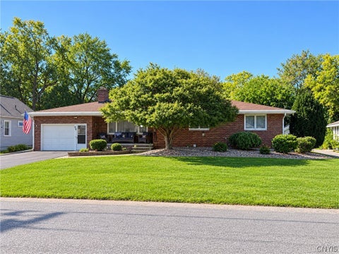 Homes For Sale - 199 Beechwood Avenue<br/> Salina, NY 13088