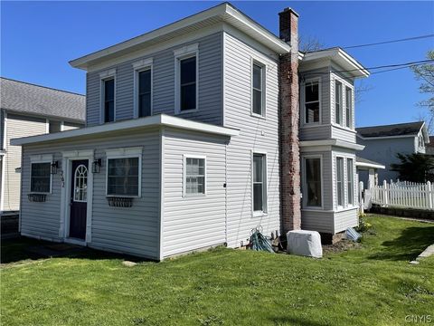 Homes For Sale - 262 Washington Boulevard<br/> Oswego, NY 13126