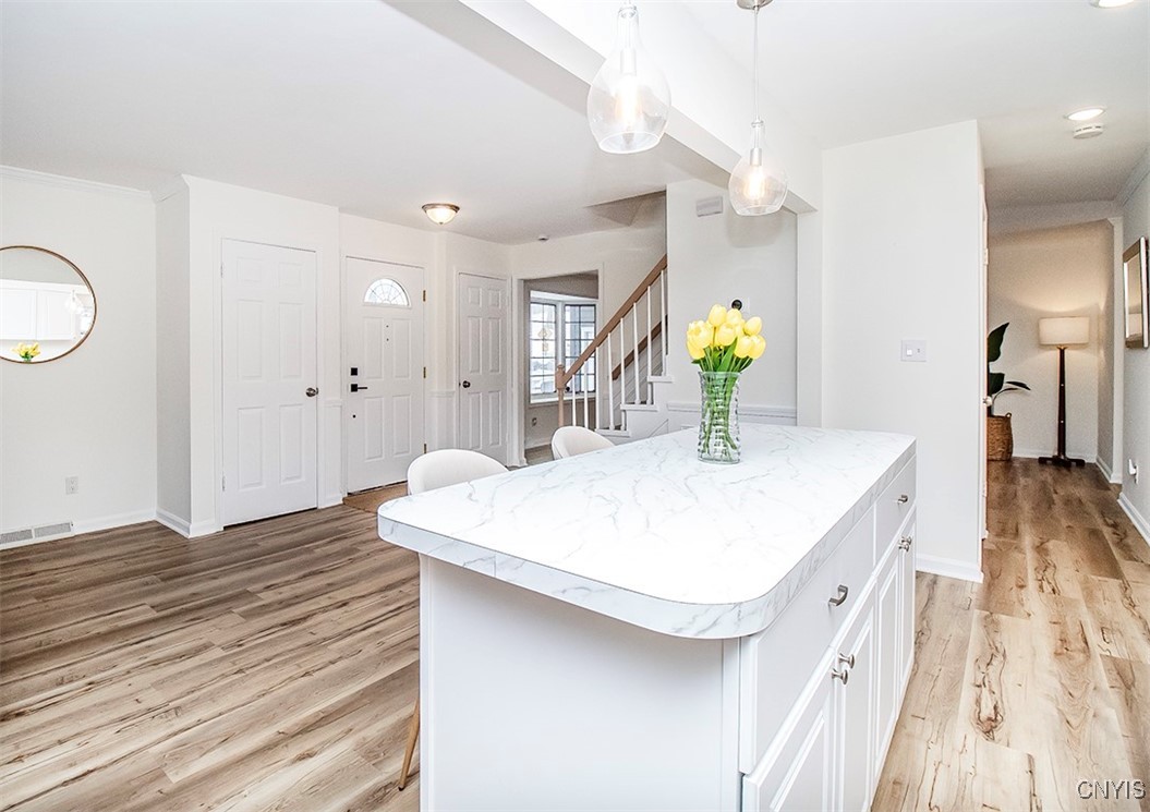 4654 Post Road, Manlius, New York image 13