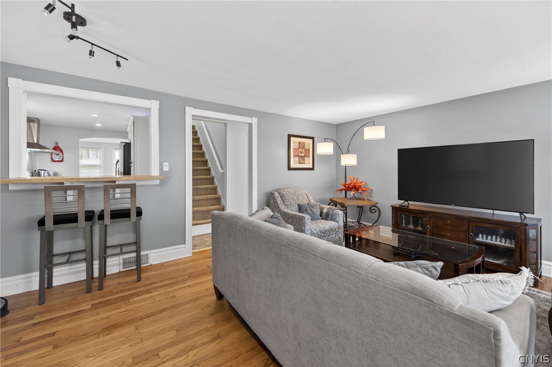 321 Wolcott Avenue