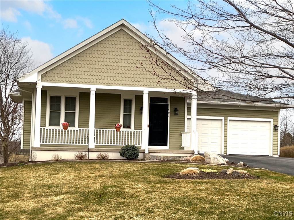 503 Donnelly Street, Camillus, New York image 1