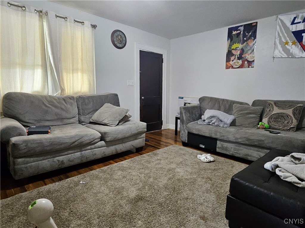 149-51 Mooney Avenue