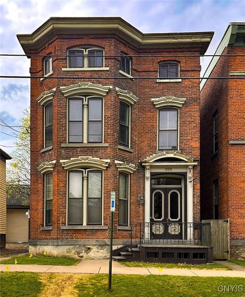 Photo of 505 Henry Street, Utica, NY 13502 (MLS # S1660707)