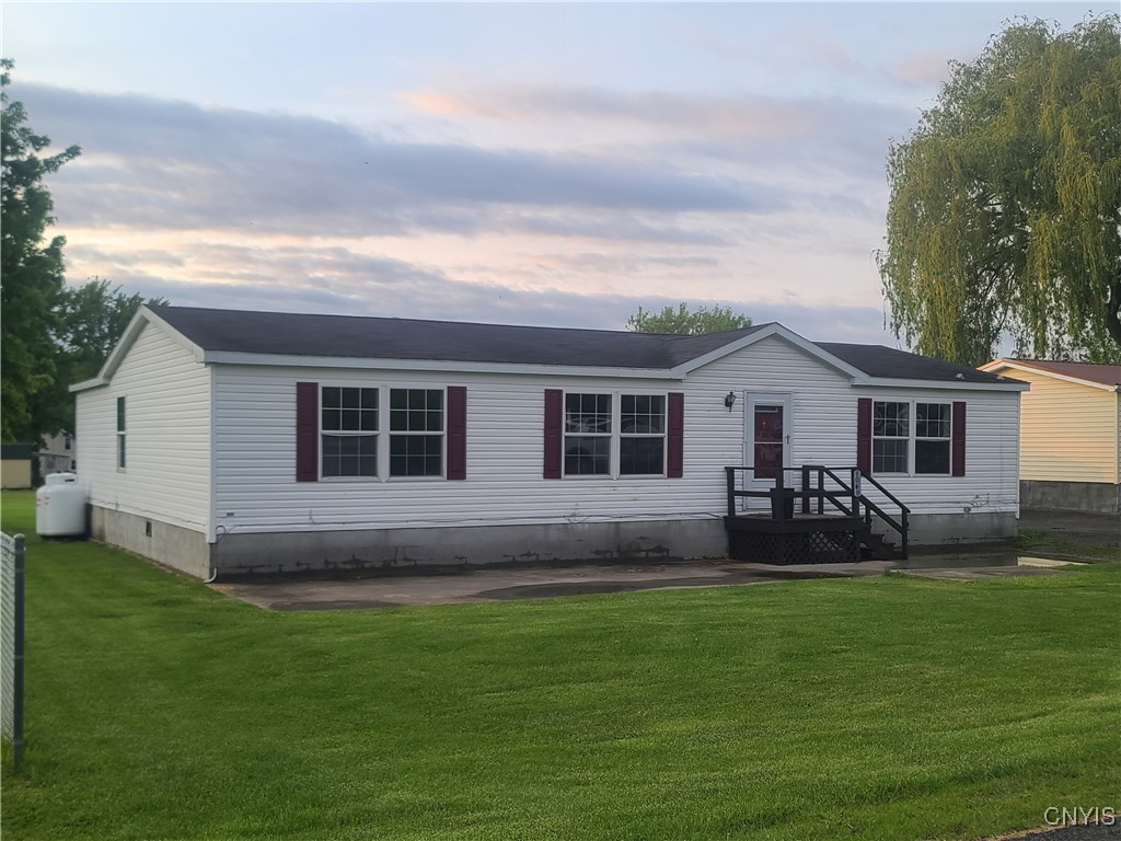 1069 Pine Street, Cape Vincent, New York image 1