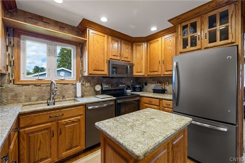 Tiny photo for 11 Marilyn Drive, Whitestown, NY 13492 (MLS # S1683870)