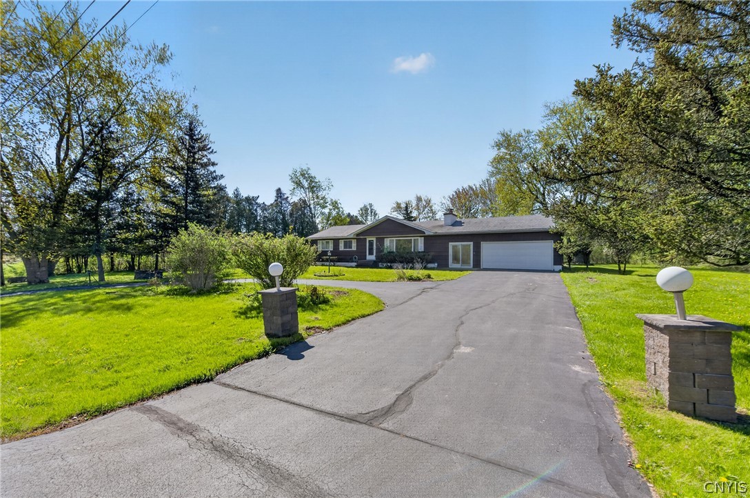 6590 Badgley Rd