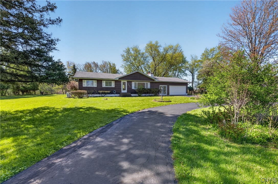 6590 Badgley Rd