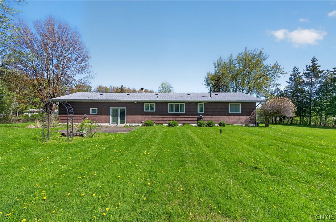 6590 Badgley Rd