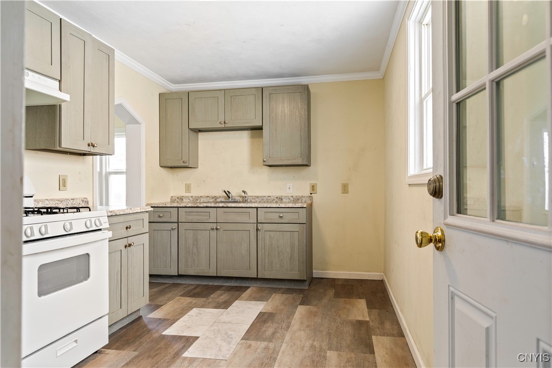 107 Kirkpatrick Street, Syracuse, New York image 5