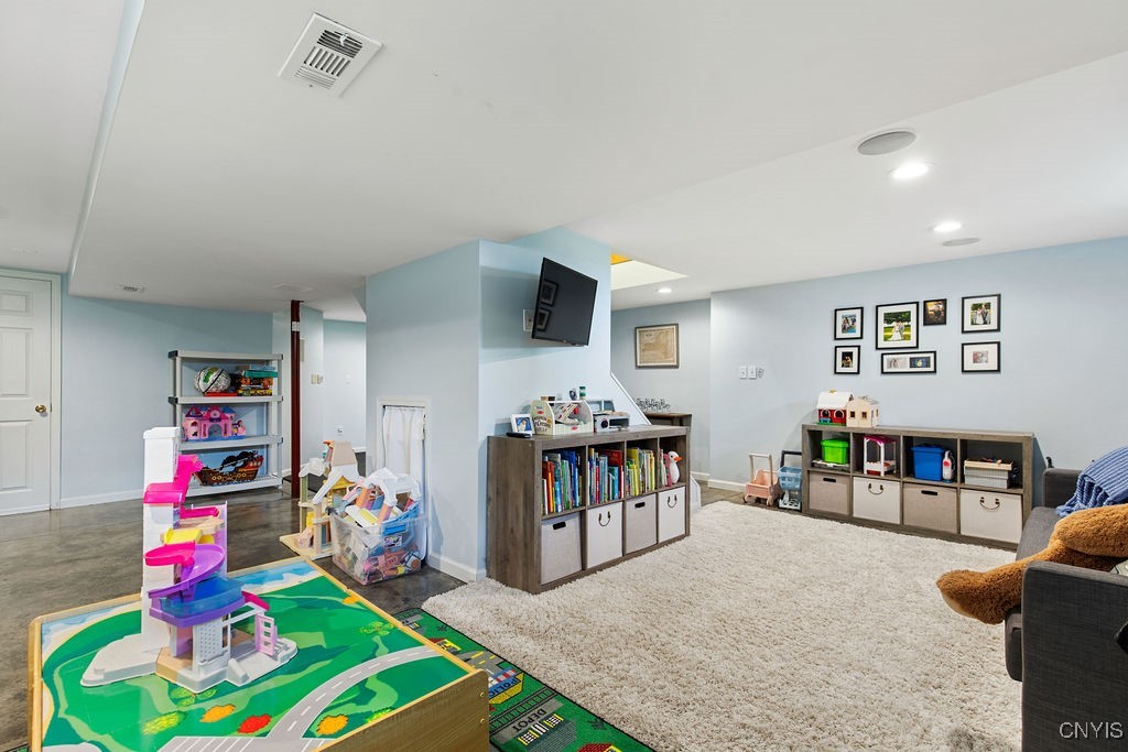 8591 Bayview Drive, Cicero, New York image 31