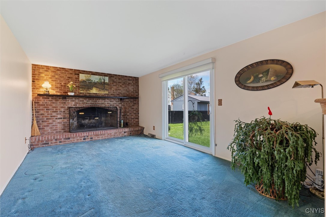 4765 Rosemary Lane, Clay, New York image 11