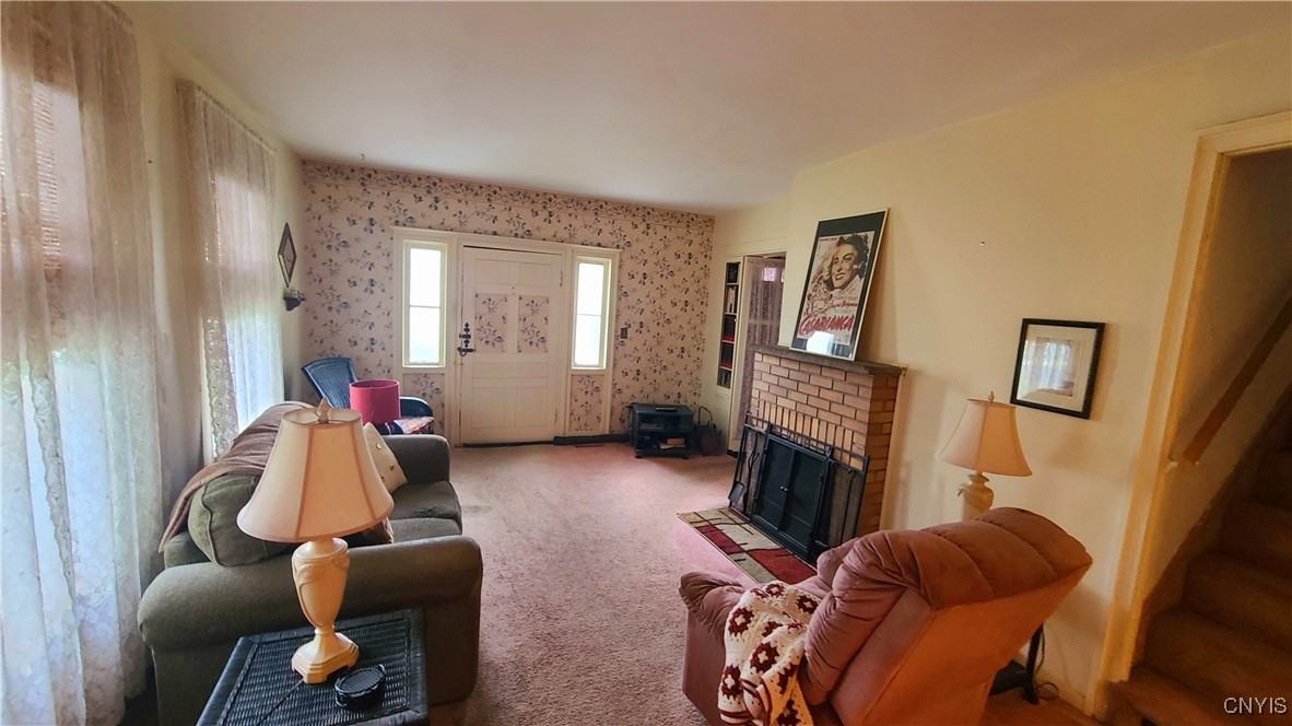 1648 Valley Drive, Syracuse, New York image 7
