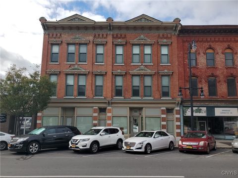 Photo of 813 A N Salina St St, Syracuse, NY 13208 (MLS # S1645793)