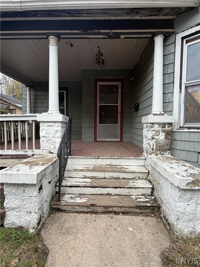 313 Cottage Street