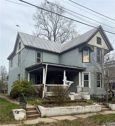 Homes For Sale - 313 Cottage Street<br/> Oneida County, Rome, NY 13440