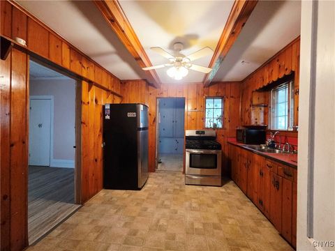 Tiny photo for 98 Franklin Street #Lower, Auburn, NY 13021 (MLS # S1655277)