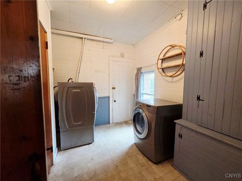 Tiny photo for 98 Franklin Street #Lower, Auburn, NY 13021 (MLS # S1655277)