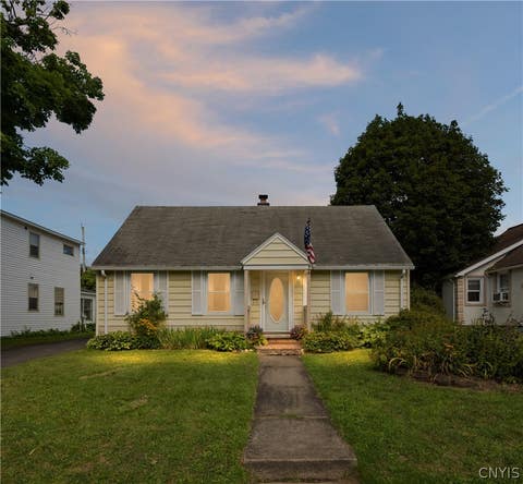 Photo of 1236 Hilton Avenue, Utica, NY 13501 (MLS # S1708865)