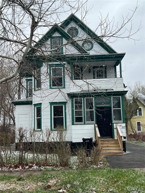 Apartment For Rent - 229 Kellogg Street St<br/> Syracuse, NY 13204