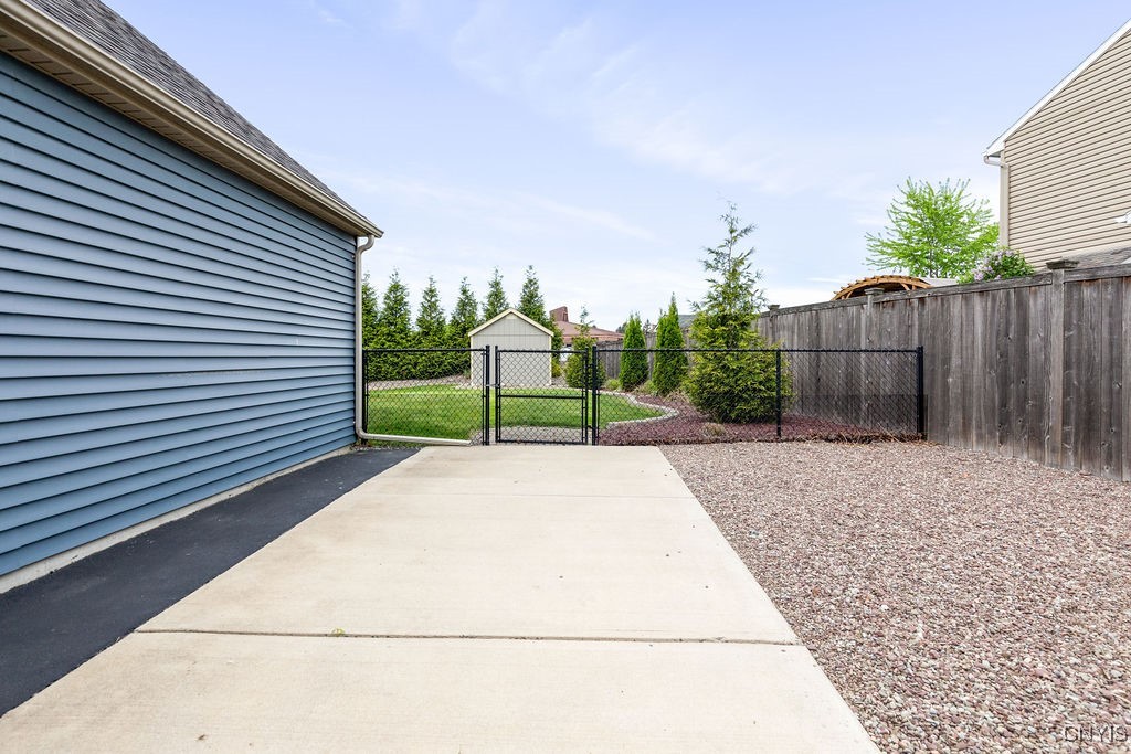 8263 Cottonwood Court, Clay, New York image 48