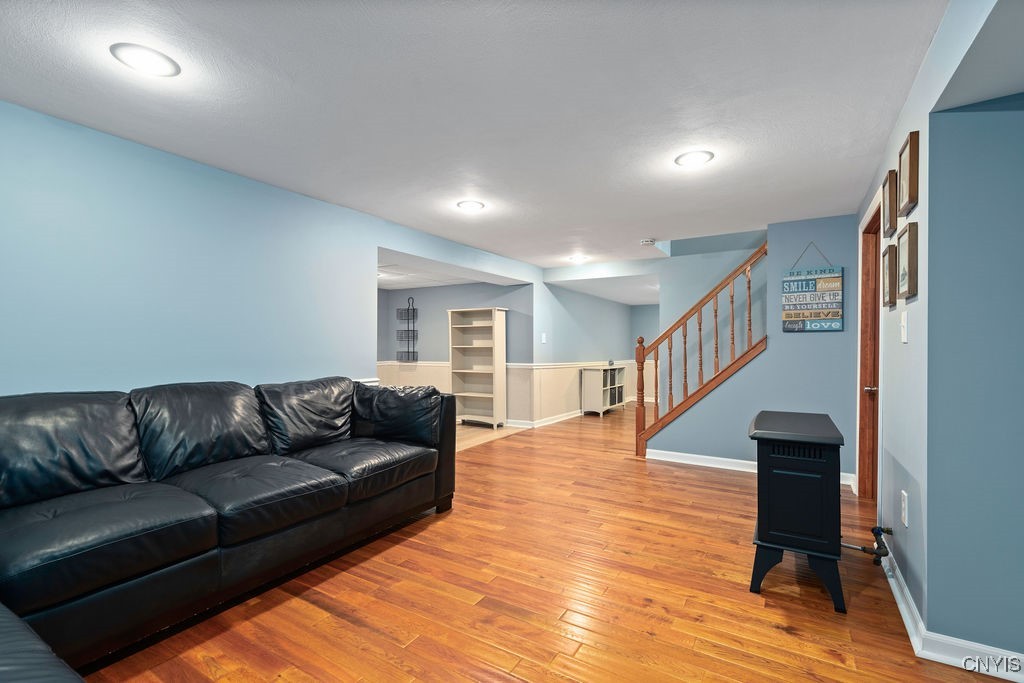 8263 Cottonwood Court, Clay, New York image 37