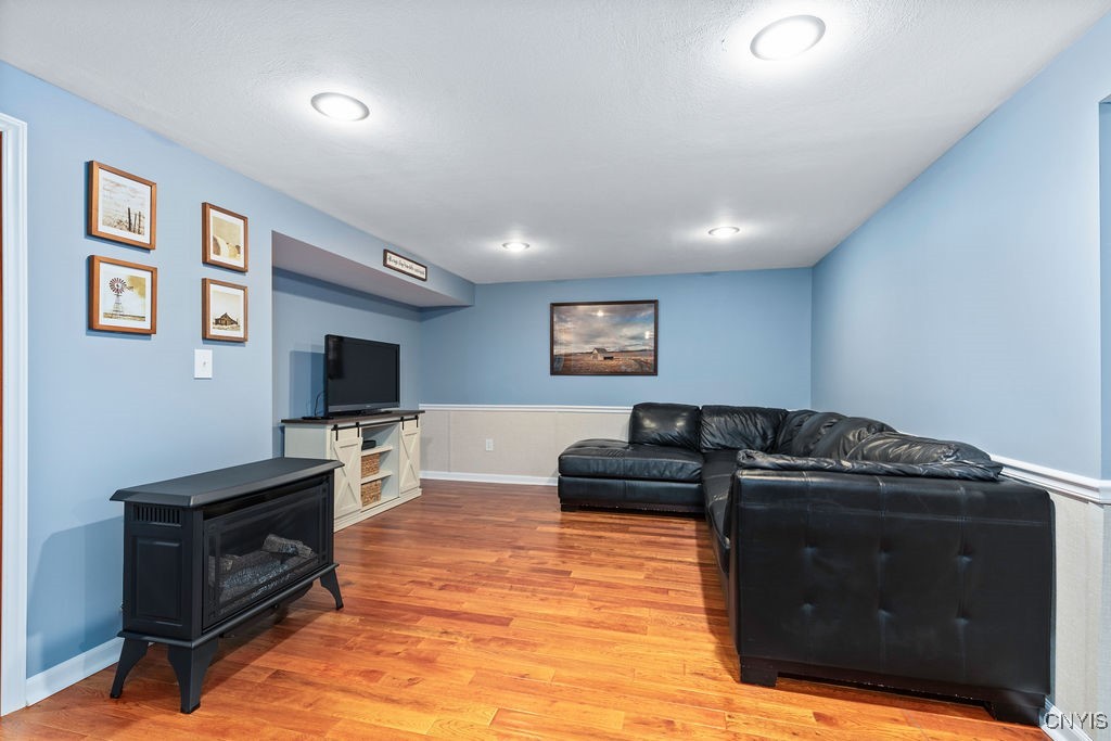 8263 Cottonwood Court, Clay, New York image 36