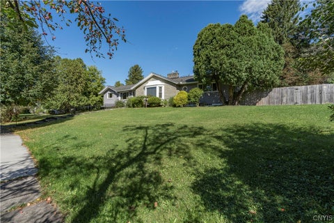 Homes For Sale - 301 Brookford Road<br/> Syracuse, NY 13224