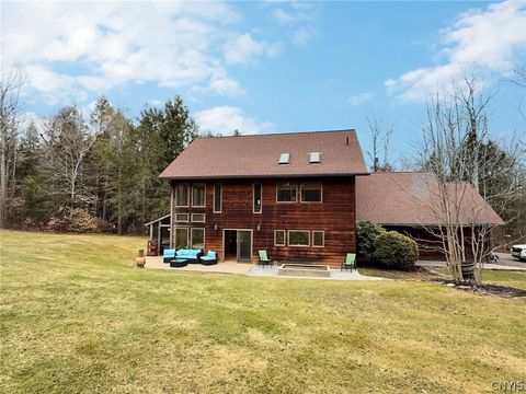 Photo of 109 Rogers Hill Rd Rd, Triangle, NY 13862 (MLS # S1671618)
