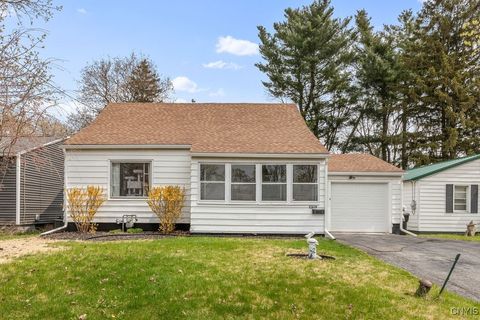 204 Plymouth Avenue, Salina, NY 13211 - MLS#: S1601222