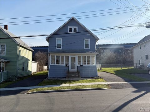 Multifamily For Sale - 10 Chase Street<br/> Cayuga County, Auburn, NY 13021