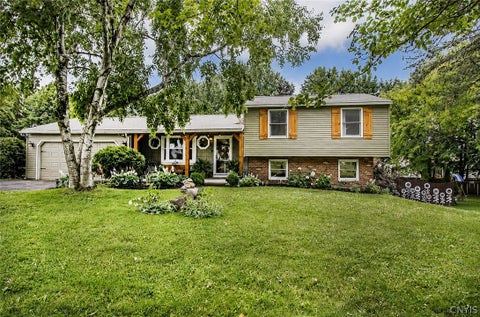Homes For Sale - 8244 E Seneca Tpke<br/> Onondaga County, Manlius, NY 13104