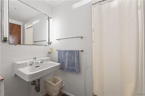 Tiny photo for 232 Lockwood Road, Syracuse, NY 13214 (MLS # S1724185)