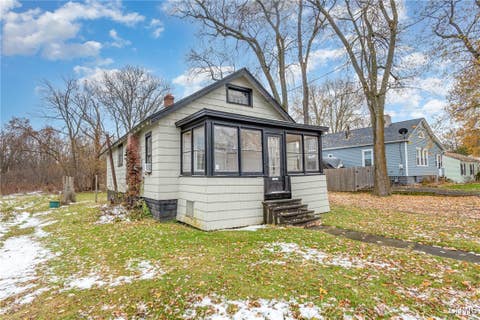 Photo for 152 N Burdick Street