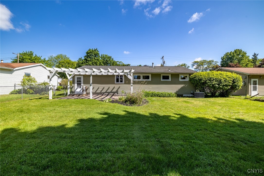 206 Baxton Street, Clay, New York image 24