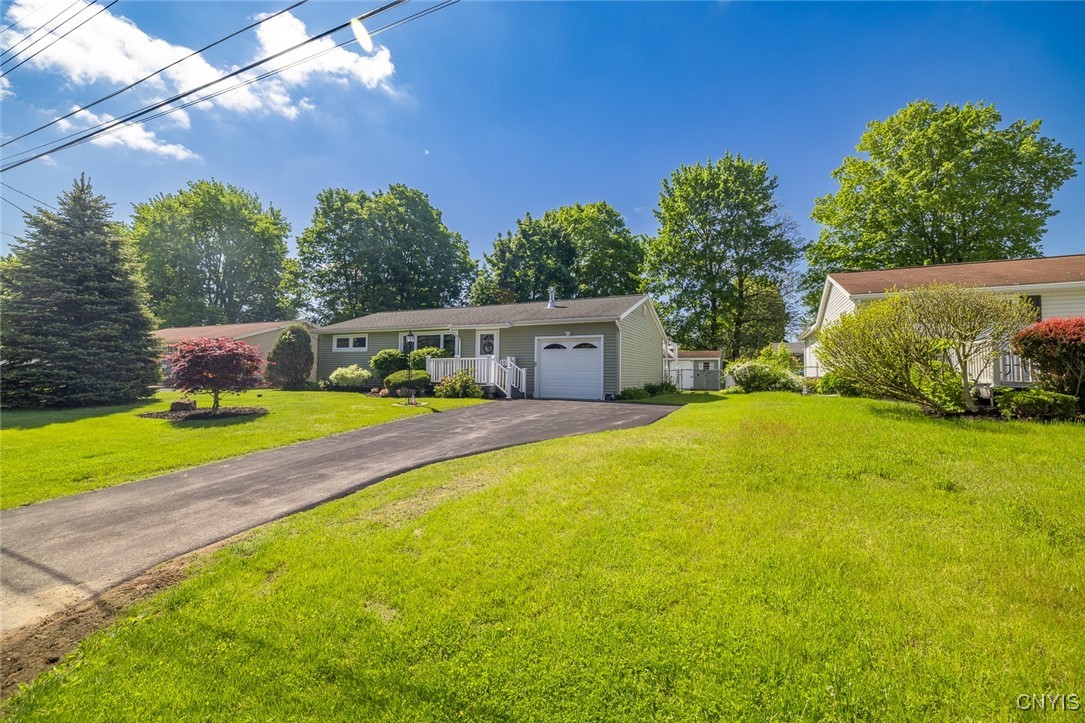 206 Baxton Street, Clay, New York image 2