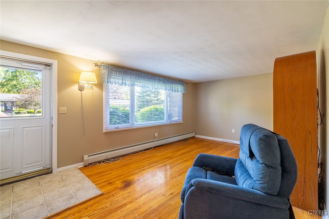 206 Baxton Street, Clay, New York image 3