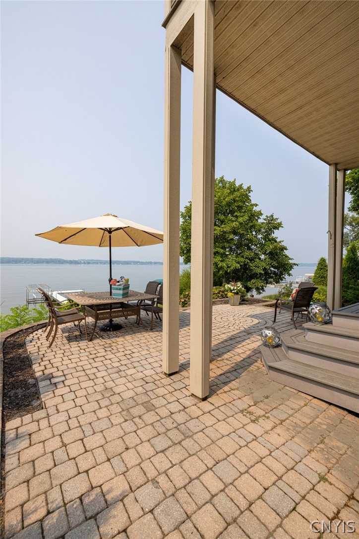 367 Waters Edge