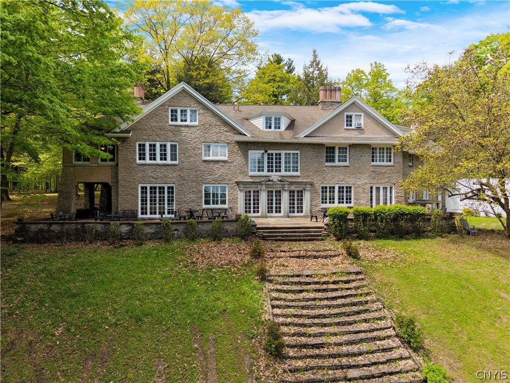 5272 Onondaga Road