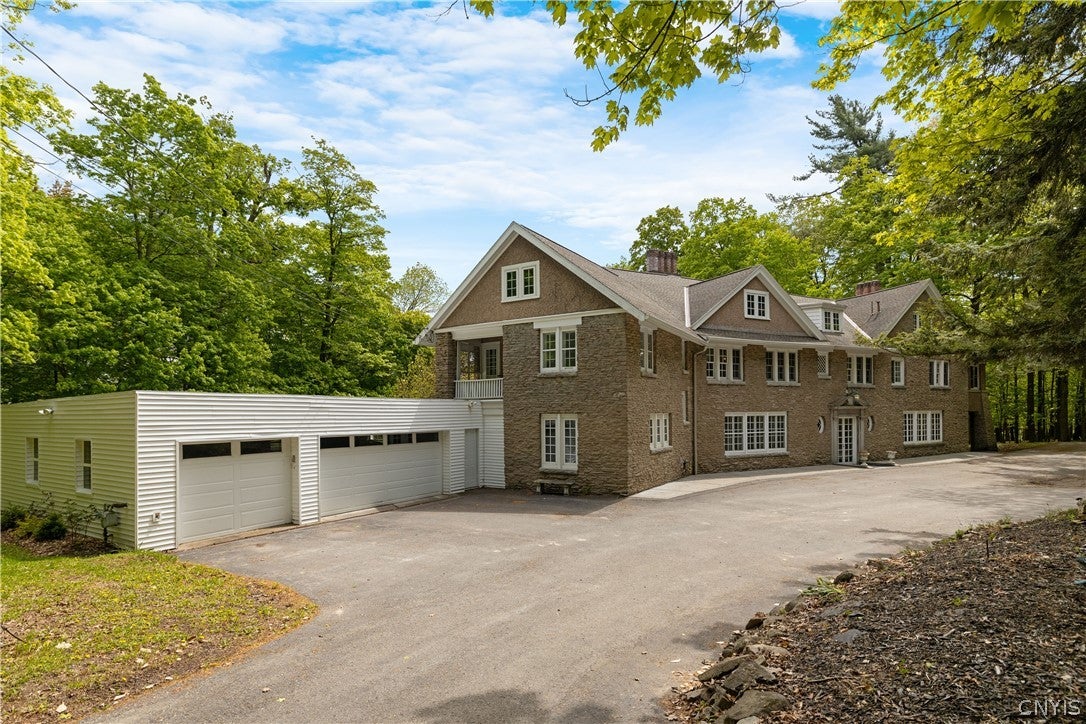 5272 Onondaga Road