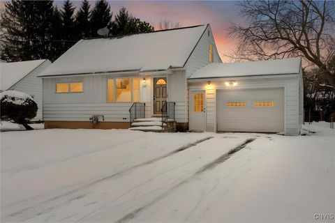 Photo of 127 Savaria Drive, Geddes, NY 13209 (MLS # S1654352)